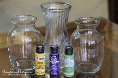 How to make DIY Upcycled Painted Glass Vase
